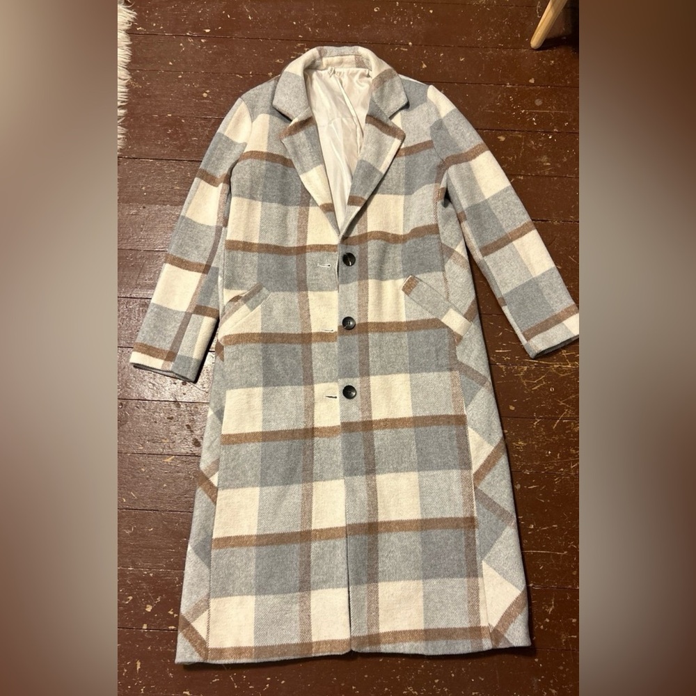 NWOT Plaid Trench Coat